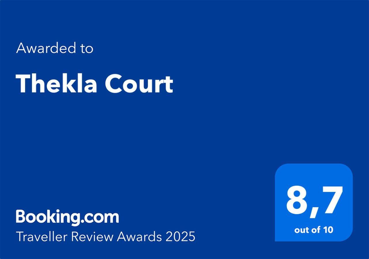 Thekla Court Apartment Polis Luaran gambar
